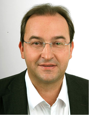 Portät Manfred Jokkpe, Karriereberater